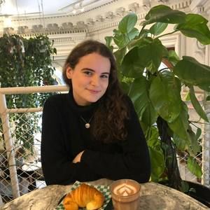 Meet your Posher, Maddie